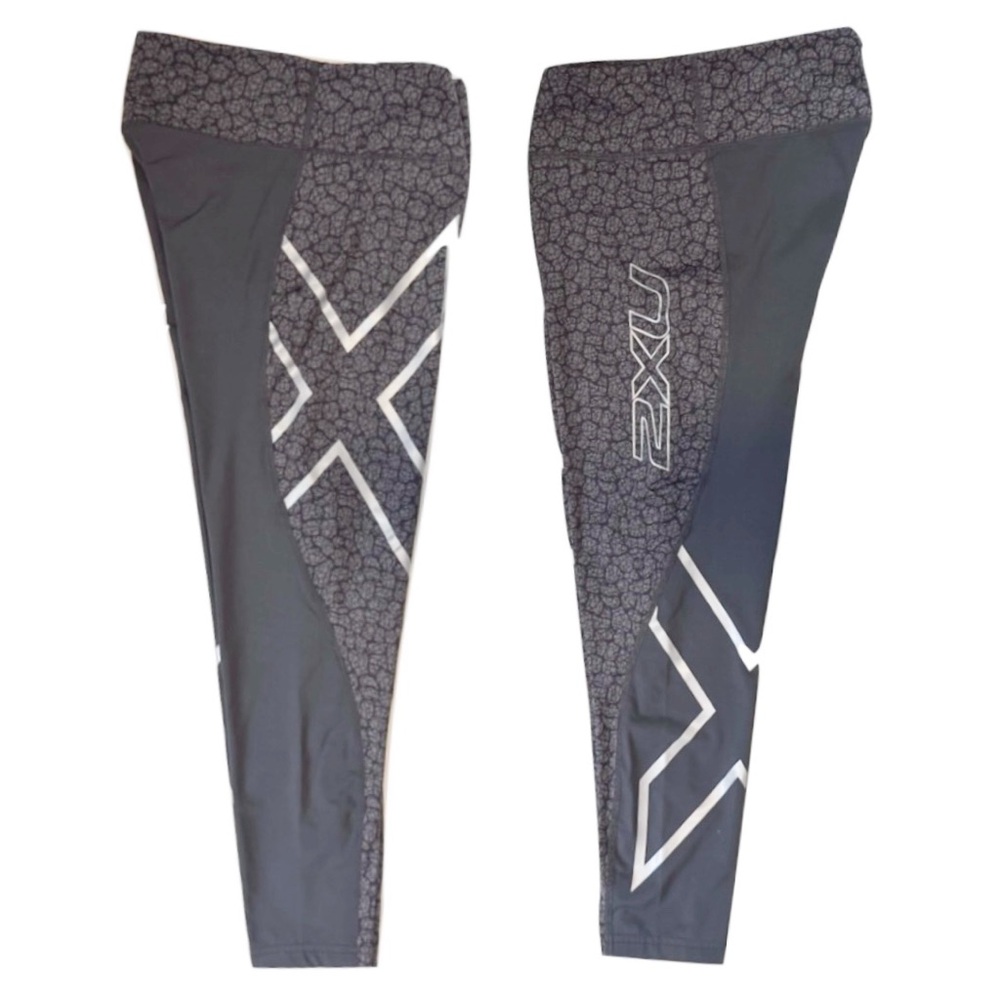2XU Gray Pattern Compression Crop Tights Medium
